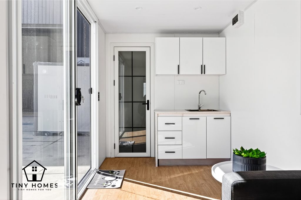 TH4U - Maxi studio kitchen 1