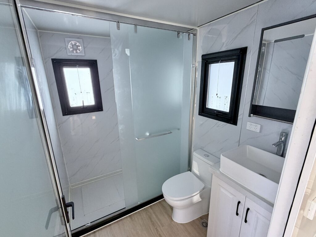 TH4U - One bedder bathroom